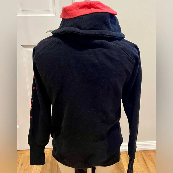 Women's Calvin Klein Performance Scoop Neck Pullover Sweater Size Medium. - Picture 7 of 9